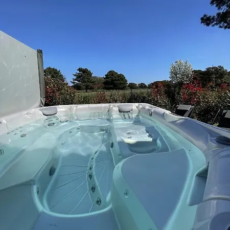 Avec Jaccuzi Acces Plage A Pied Dans Haut De Gamme * 르씨