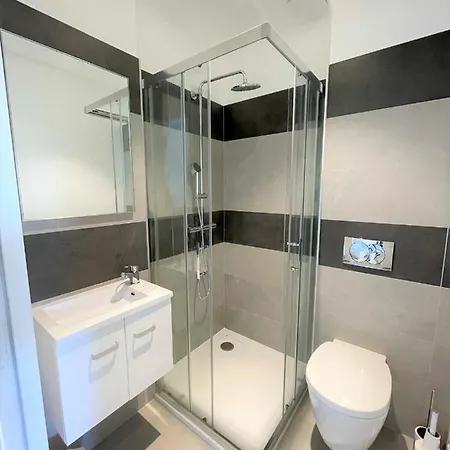 Villa Avec Jaccuzi Acces Plage A Pied Dans Haut De Gamme